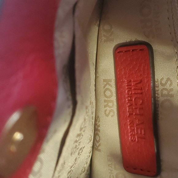 Michael Kors purse - Picture 10 of 13